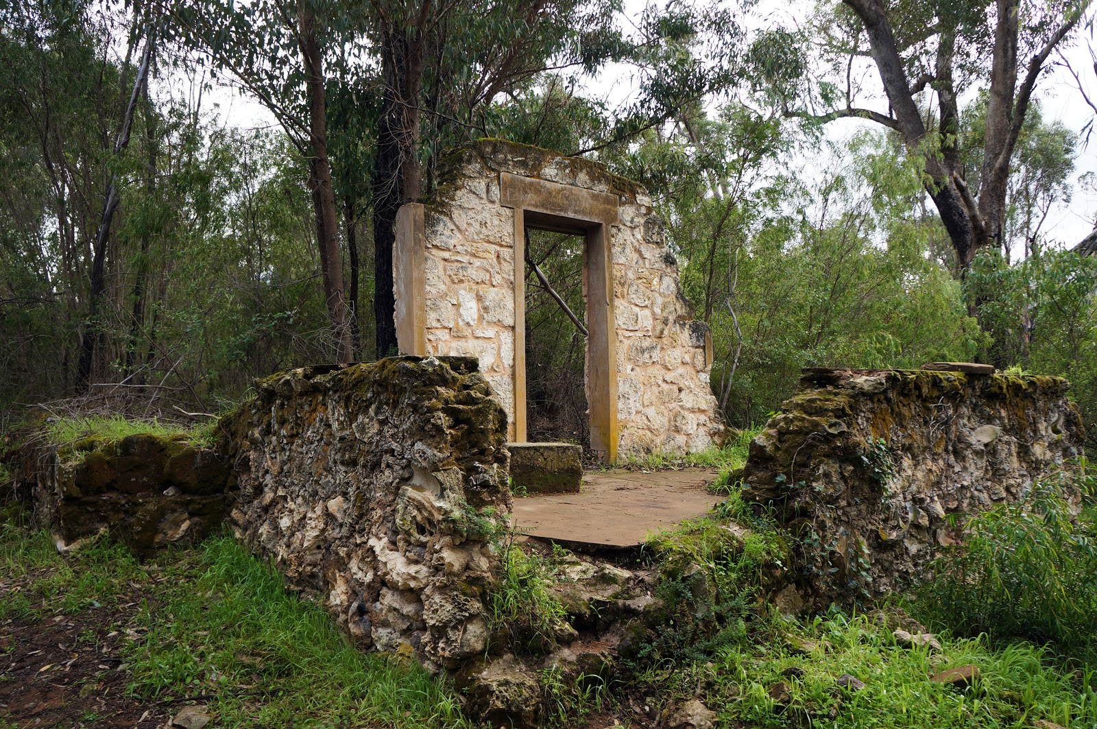 Ghost House walking trail